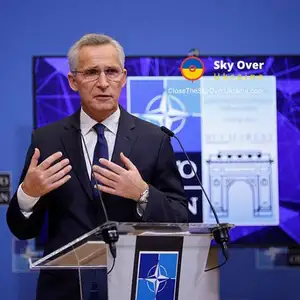 Stoltenberg and Baerbock call on G7 to give Ukraine more air defense