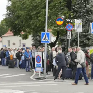 Queues have formed on the border in Estonia towards Russia 