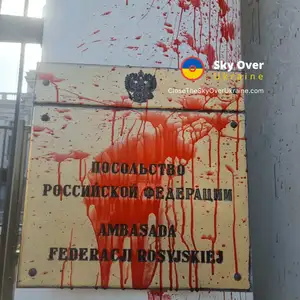 Entrance to Russian Embassy in Yerevan doused with paint