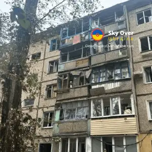 Russians hit Kryvyi Rih with drones: five-story building damaged